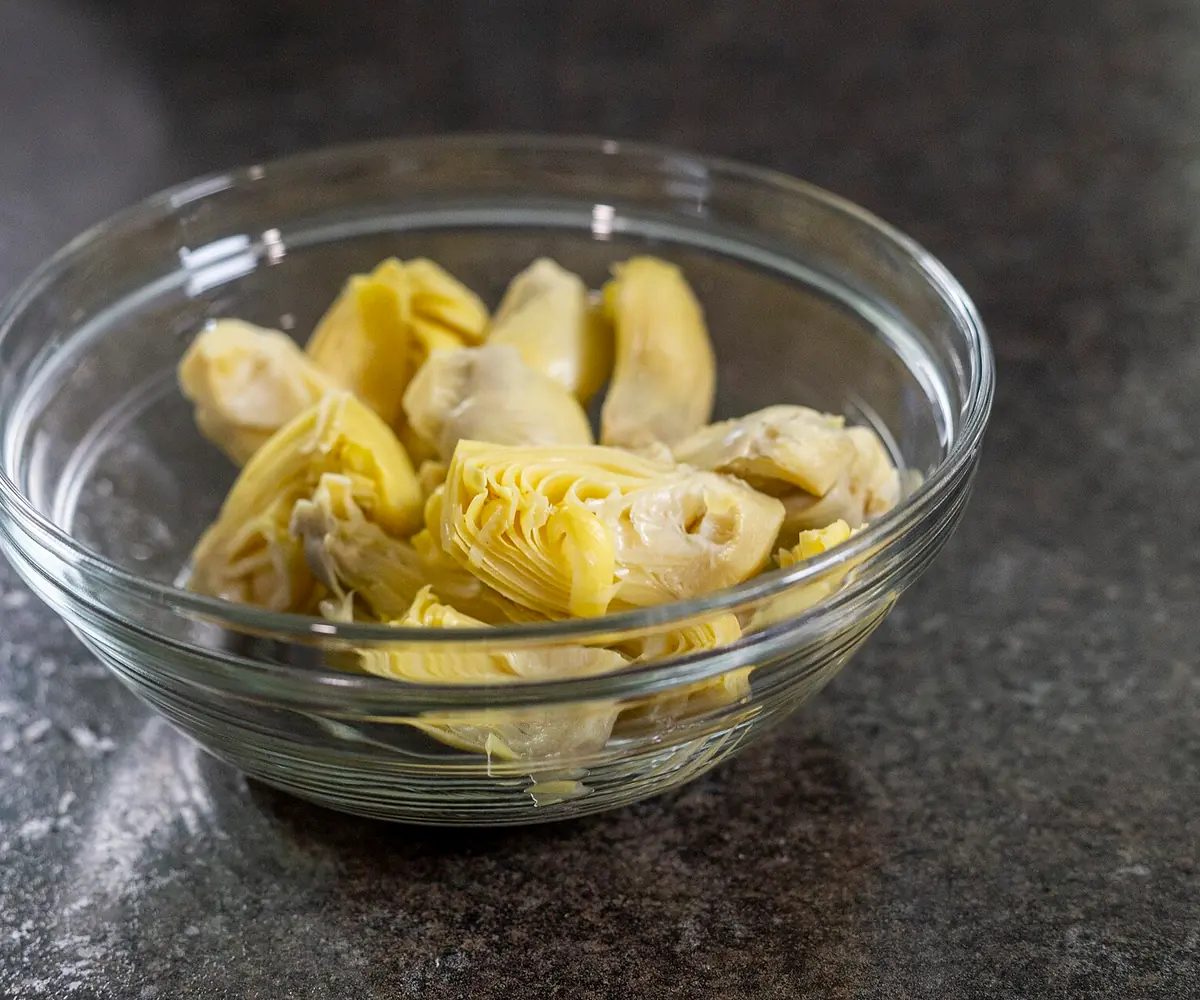 Egyptian frozen artichoke pieces