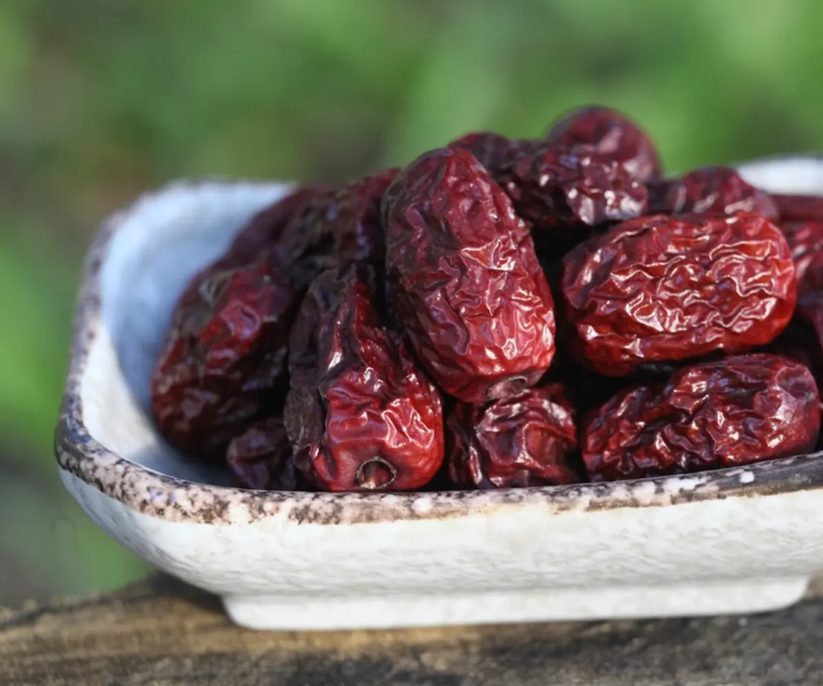 Egyptian semi-dry dates